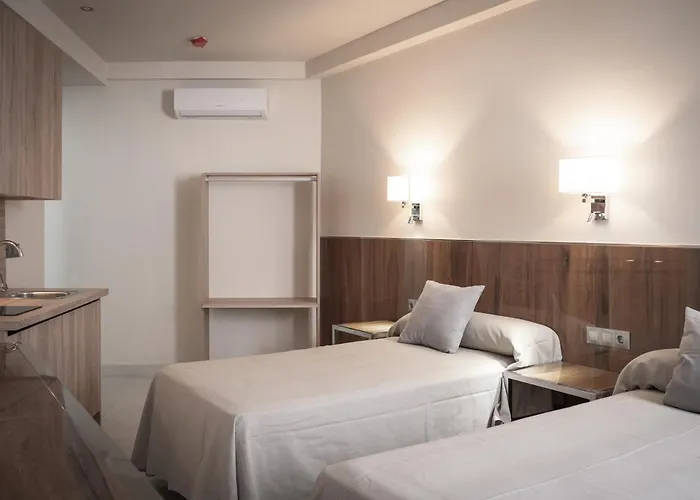 Buendia - Centro 3* 托雷莫利诺斯